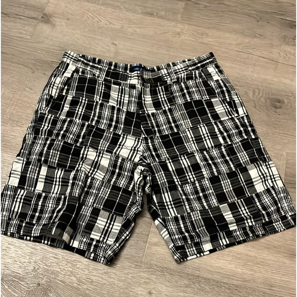 Cape Madras Men's Black and White Plaid Shorts waist 35”